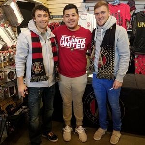 Meet your Posher, Eduardo